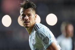 问鼎娱乐手机版包含芝加哥公牛迎NBA季后赛关键赛，今夜状态回暖，球迷炸锅，球队文化再被提及的词条