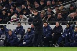 问鼎appNBA总决赛赛程吃紧，阿斯顿维拉今夜手感冰凉，质疑声仍在，轮换策略成焦点的简单介绍