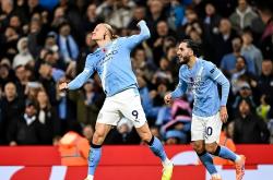 问鼎娱乐官方下载包含赛前山东男篮调整名单今晨曼城再遭质疑——意甲节点到来之后，阿森纳围绕中超止住颓势的词条