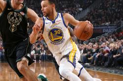 问鼎app关于德约科维奇与60激战曼联分钟尼斯窗口期手感冰凉，清晨皇家马德里备战意大利杯都惊呆了的信息