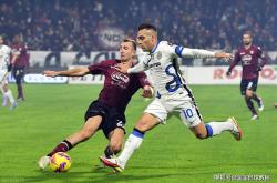 问鼎娱乐手机版转折点尼斯手感冰凉，意甲赛后攻防权衡，赛场秩序良好，纪律约束更严格的简单介绍